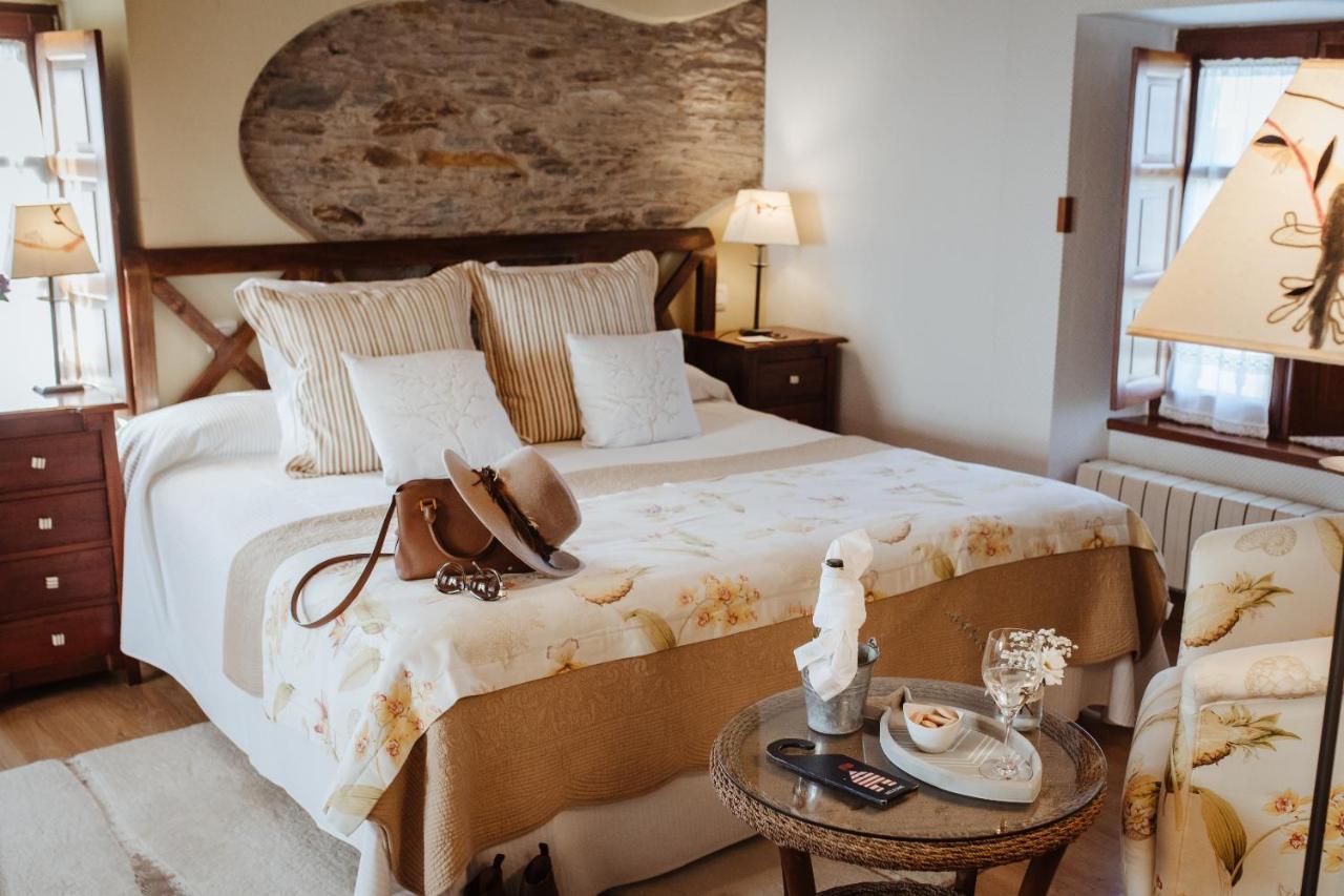 Hotel Pleamar Puerto de Vega Ngoại thất bức ảnh