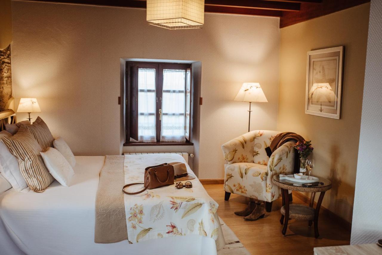 Hotel Pleamar Puerto de Vega Ngoại thất bức ảnh