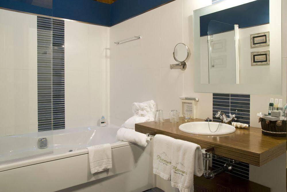 Hotel Pleamar Puerto de Vega Ngoại thất bức ảnh